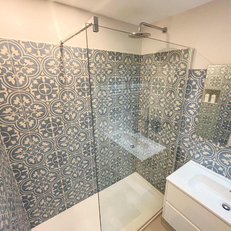 Risso - charming one bedroom with a balcony - Appartement 1 Chambre - 17