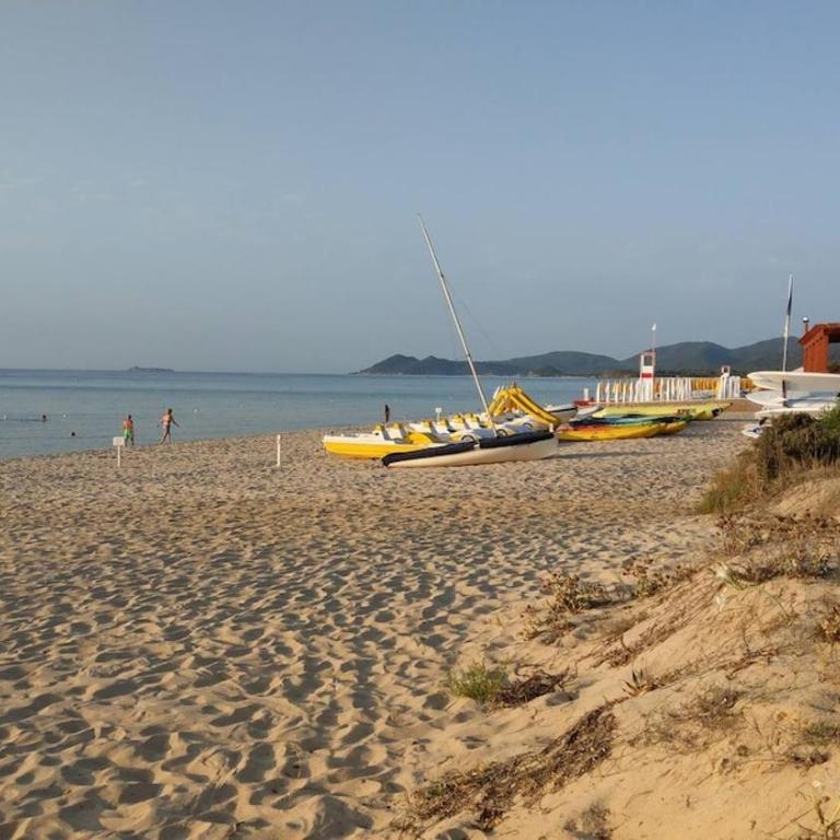 Ferienunterkunft in Costa Rei - Appartamento con 2 Camere da Letto e Terrazza - 13