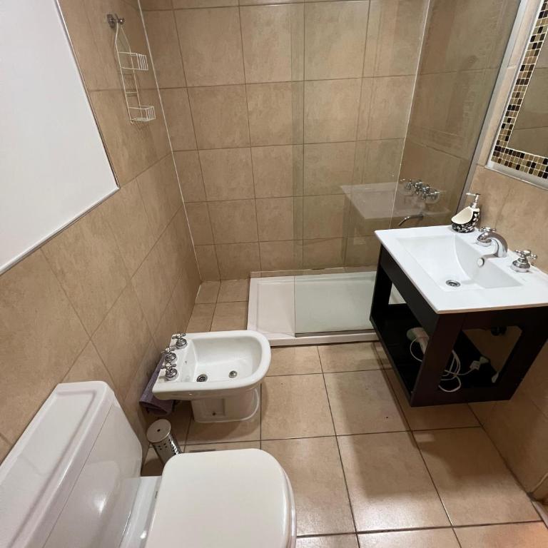 Moderno y céntrico hospedaje en Bariloche - Apartamento de 1 dormitorio - 8