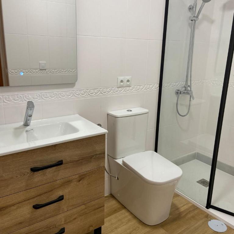 Apartamento a 2 min de la playa - 3 dormitorios - WIFI - Totalmente equipado - Apartamento de 3 dormitorios - 13