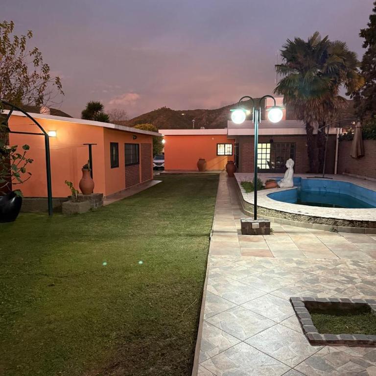 Atahualpa - Casa de 2 dormitorios - 2