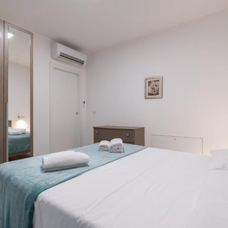 Caorle Apartment with Pool and Terrace 5 Min from Beach - Appartamento con 2 Camere da Letto - 12