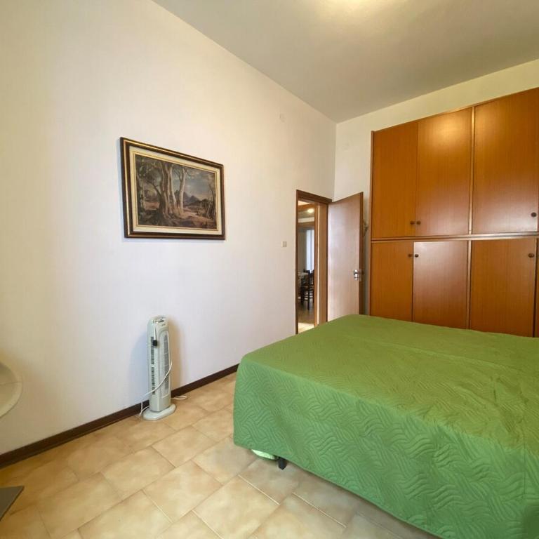 Jesolo Via Gozzi - Appartamento con 3 Camere da Letto - 3