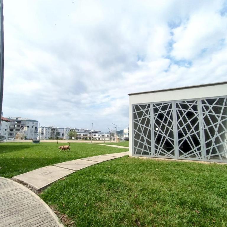 Apartamento hogar para compartir con 3 habitaciones 3 piscinas, turco, sauna, gym y más en Restrepo Meta - Apartamento de 3 dormitorios - 16