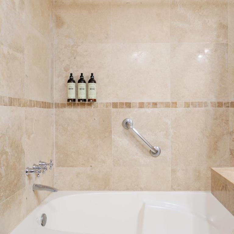 Wyndham Costa del Sol Cusco - Standard Matrimonial Room - 4