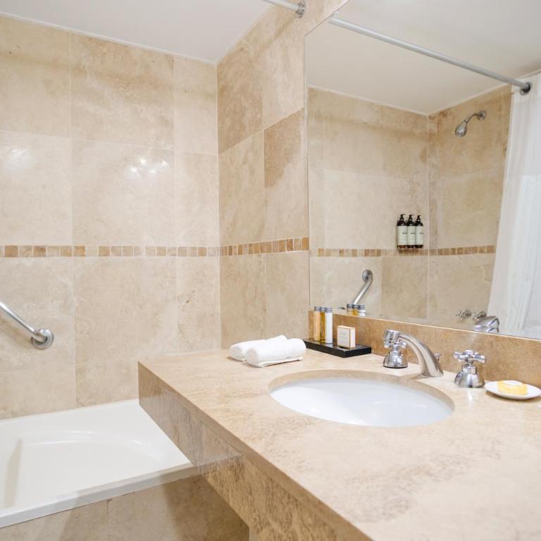 Wyndham Costa del Sol Cusco - Standard Matrimonial Room - 3