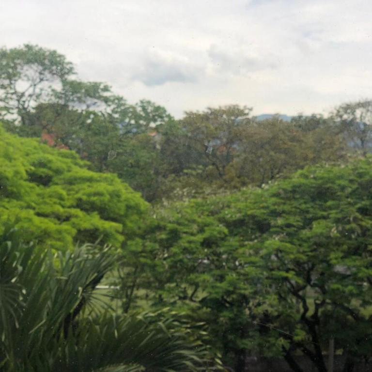 Best location in Medellin close to unicentro - Apartamento de 1 dormitorio - 11