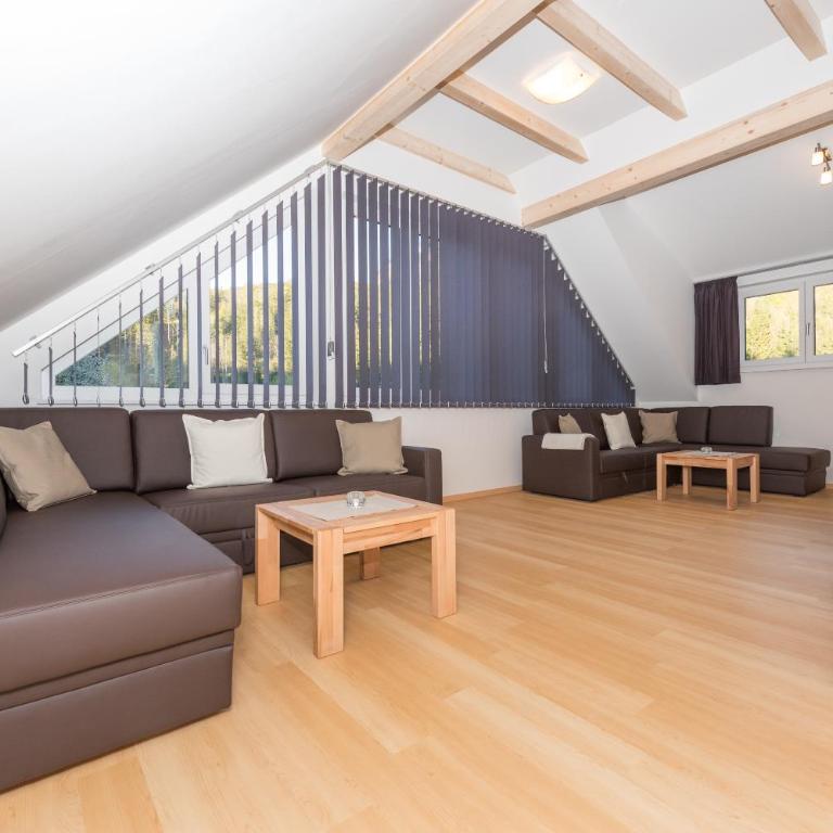 Apartment Angerer Bad Aussee - One-Bedroom Penthouse Apartment with Balcony - 14