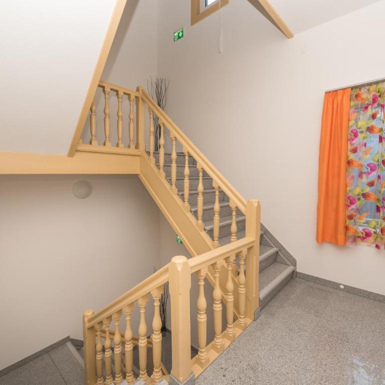 Apartment Angerer Bad Aussee - One-Bedroom Penthouse Apartment with Balcony - 23