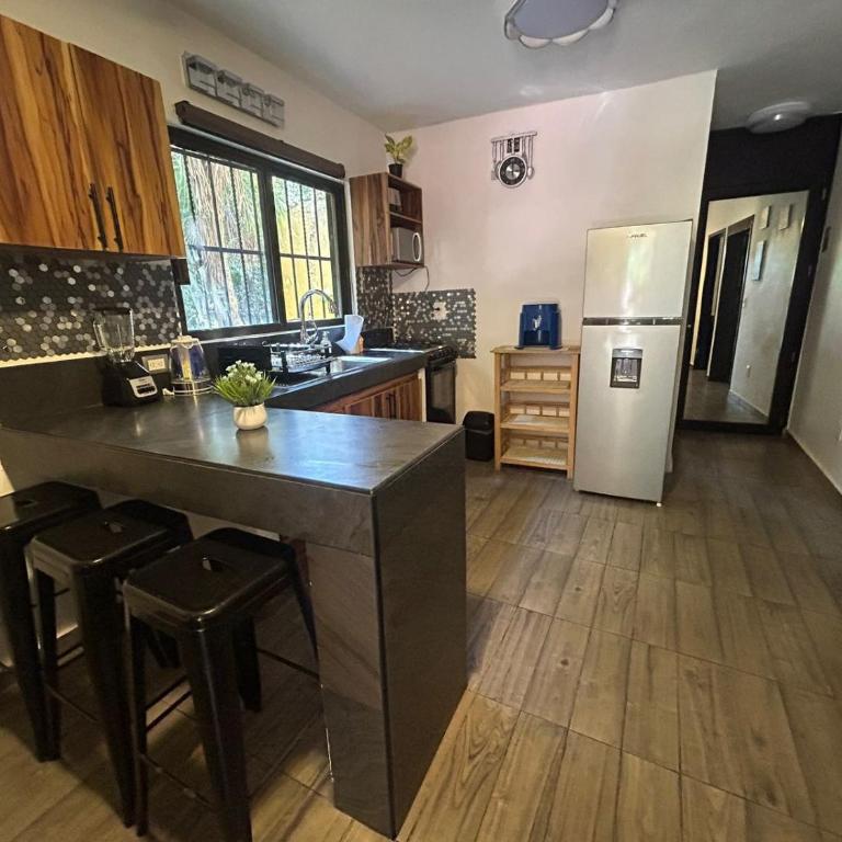 vero beach a unos pasos de la 5av - Two-Bedroom Apartment - 10