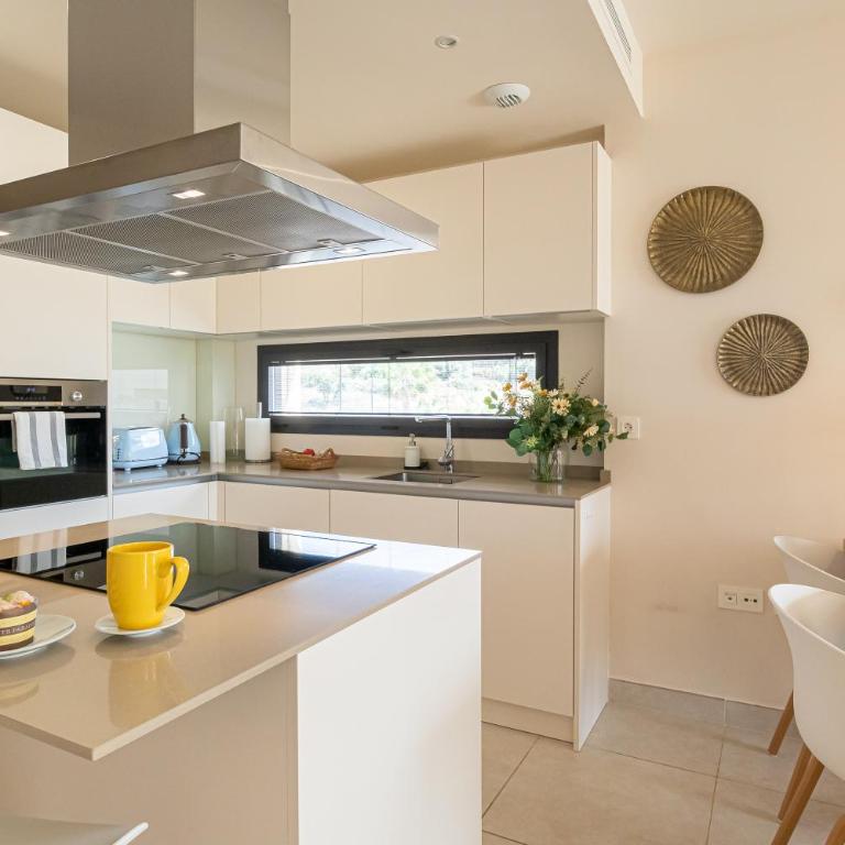 Luxury Jardinana Lotus 700m To Beach - Happy Rentals - Apartment with Terrace - 7