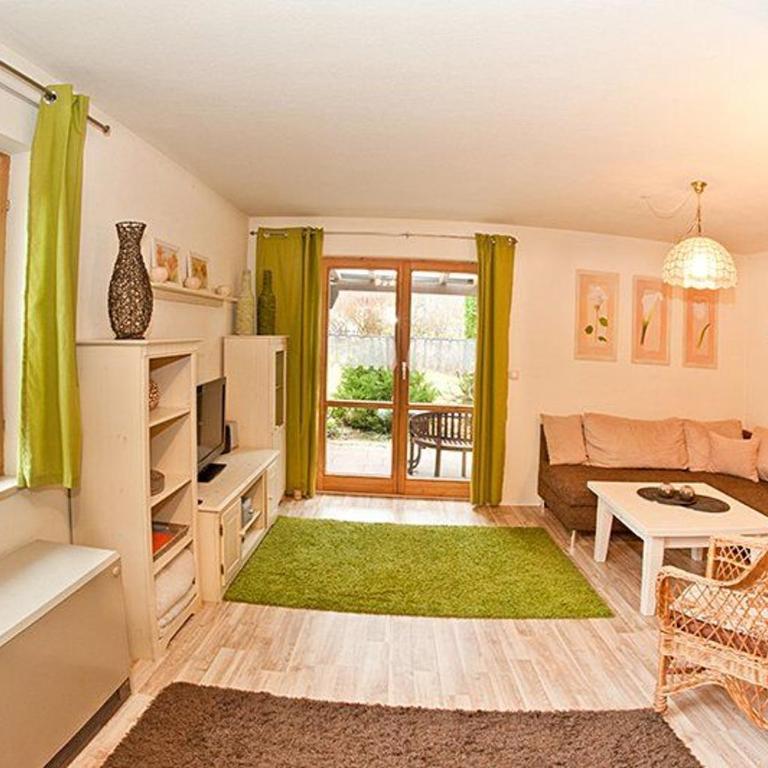 Ferienhaus Untere Gamssteige im Feriendorf Reichenbach UG4 - Three-Bedroom House with Terrace - 10