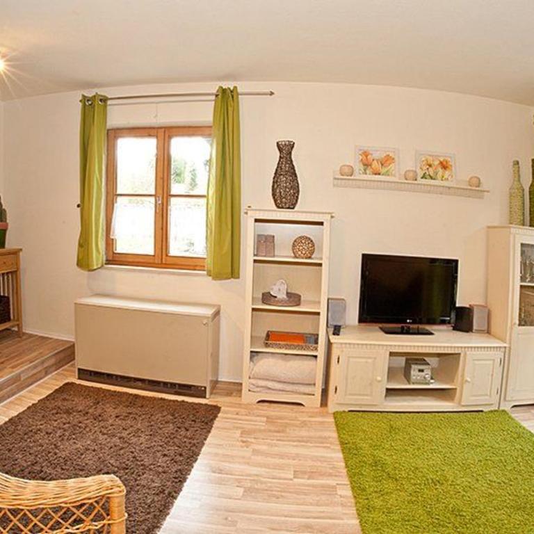 Ferienhaus Untere Gamssteige im Feriendorf Reichenbach UG4 - Three-Bedroom House with Terrace - 14
