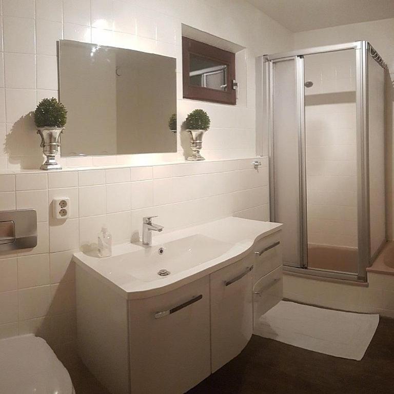 Ferienhaus Untere Gamssteige im Feriendorf Reichenbach UG4 - Three-Bedroom House with Terrace - 17