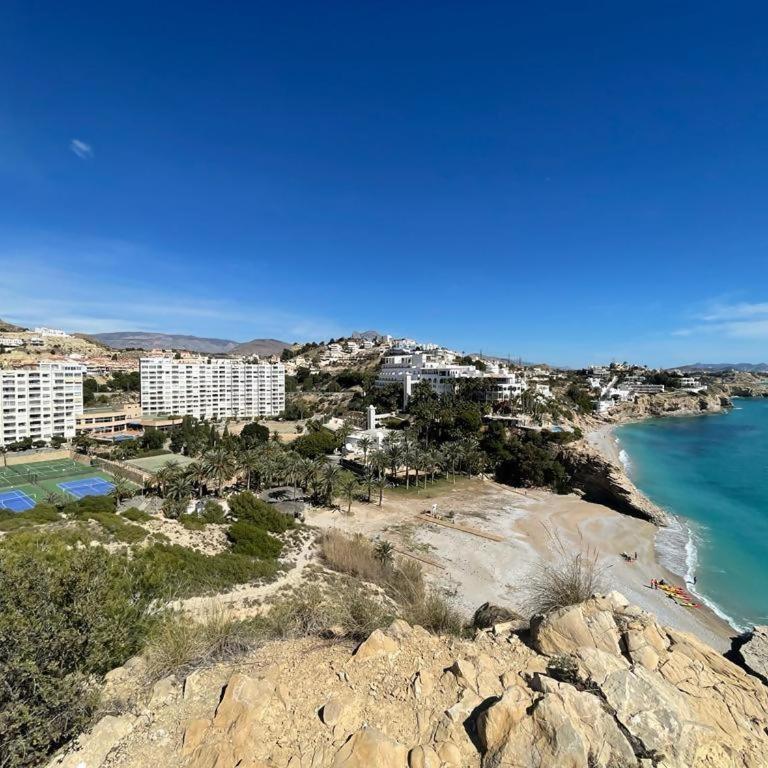 Estudio mediterráneo con piscina y parking gratis - Apartamento de 1 dormitorio - 2