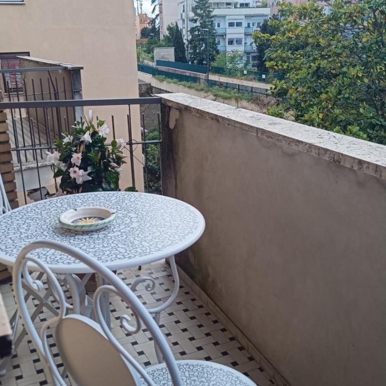 Appartamento moderno con vista sul verde 2 fermate da San Pietro - Casa con 1 Camera da Letto - 13