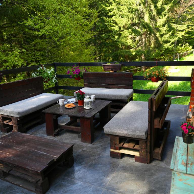 Mladenović Kuća - Four-Bedroom Vacation Home - 6
