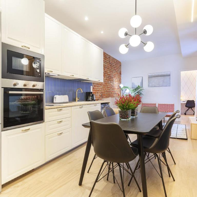 4 Ways en Madrid - Three-Bedroom Deluxe Apartment - 5