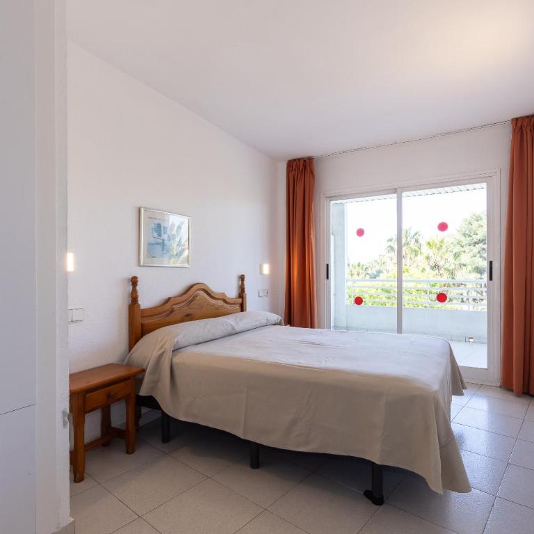 Rentalmar Royal - Two-Bedroom Apartment - 20