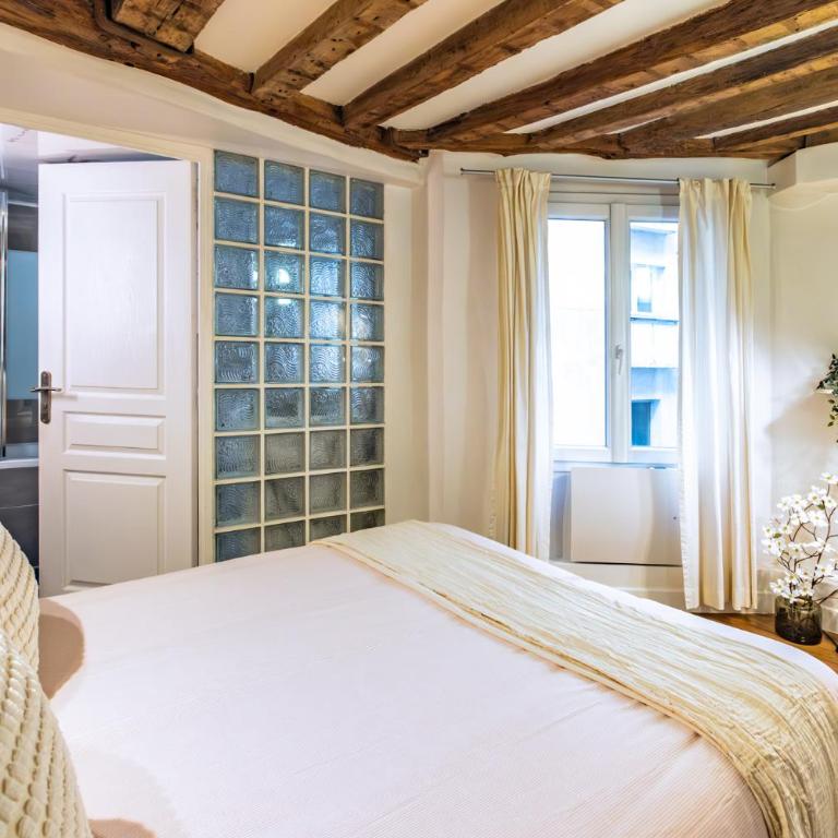 Apt 6 Guests Charme Opera de Paris - Two-Bedroom Apartment - 11