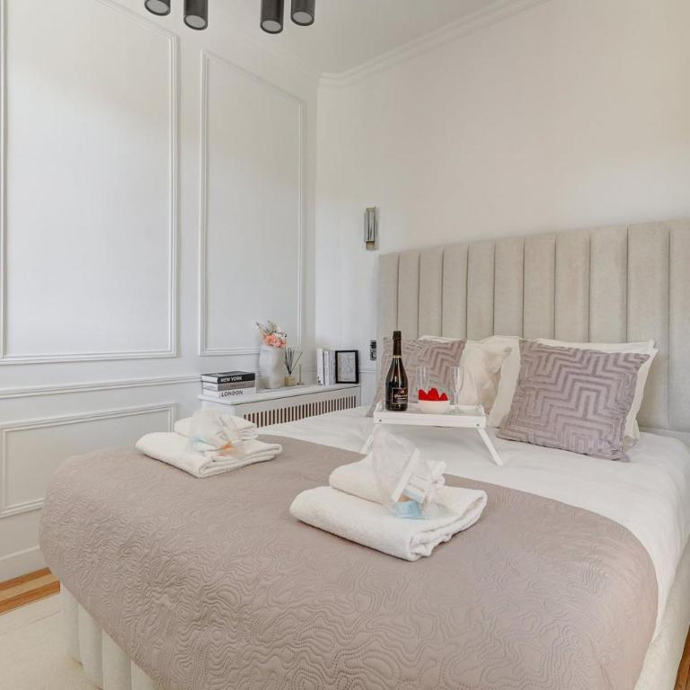 CIA - Luxurious Flat on Champs-Élysées - Apartamento Deluxe de 1 dormitorio con vistas a la ciudad - 3