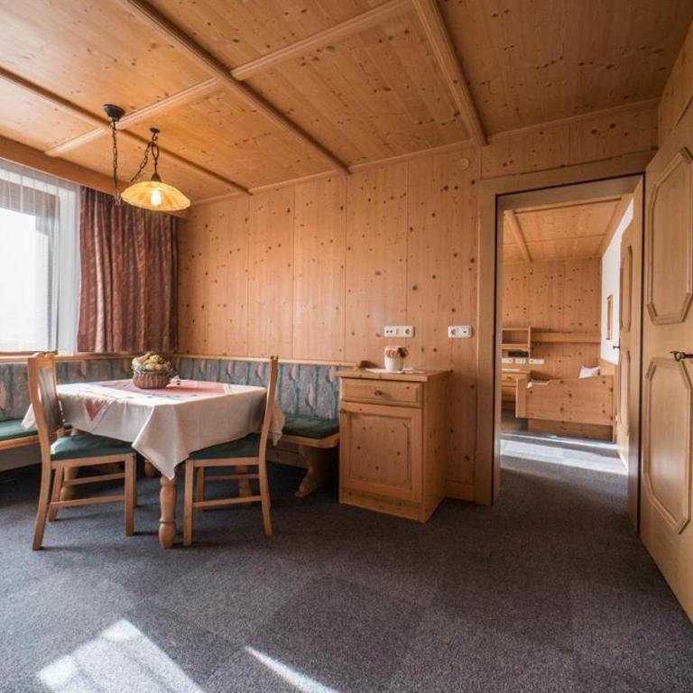 Ferienwohnungen Egger - Superior Apartment mit 1 Schlafzimmer und Balkon - 3