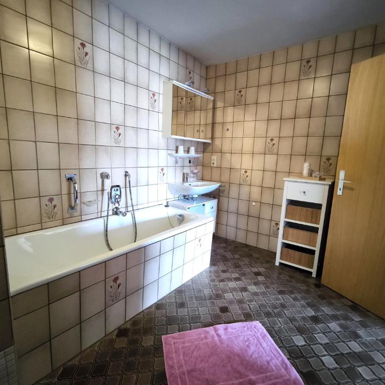 Haus Amalie - Apartment mit 1 Schlafzimmer und Balkon - 4