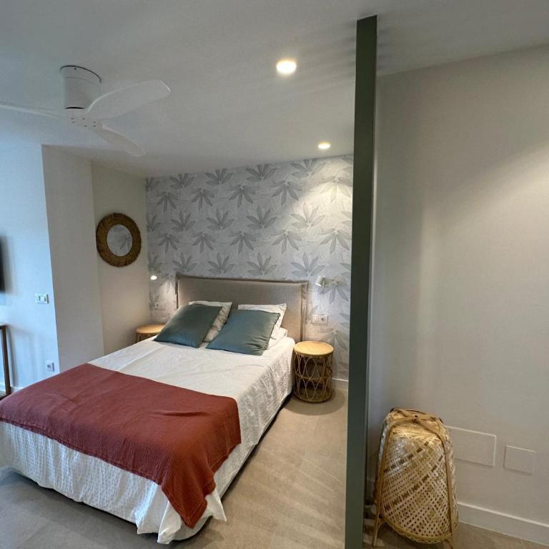 Espectacular estudio en Puerto Cabopino RECIEN REFORMADO - Apartamento de 1 dormitorio - 8