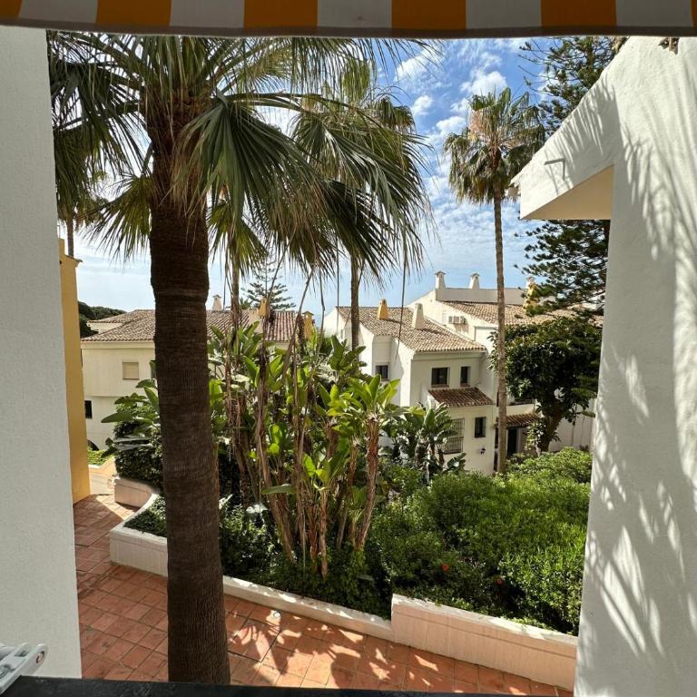 Espectacular estudio en Puerto Cabopino RECIEN REFORMADO - Apartamento de 1 dormitorio - 23