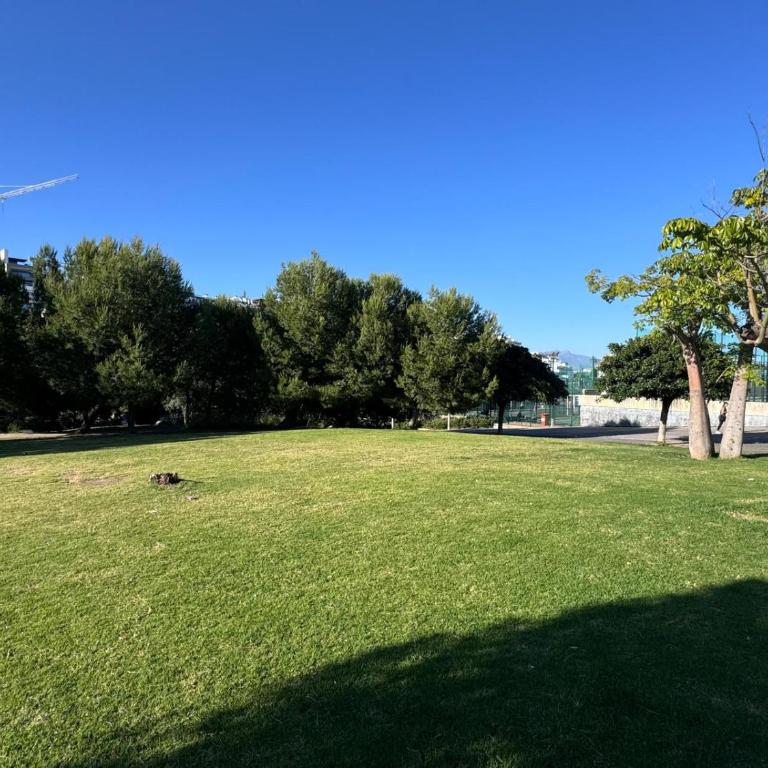 900m from the beach apartment in Estepona with a pool - Apartamento de 2 dormitorios - 22