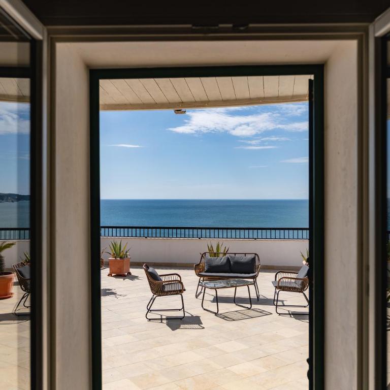 Casa sul Mare by Rentbeat - Appartamento con 3 Camere da Letto - 1