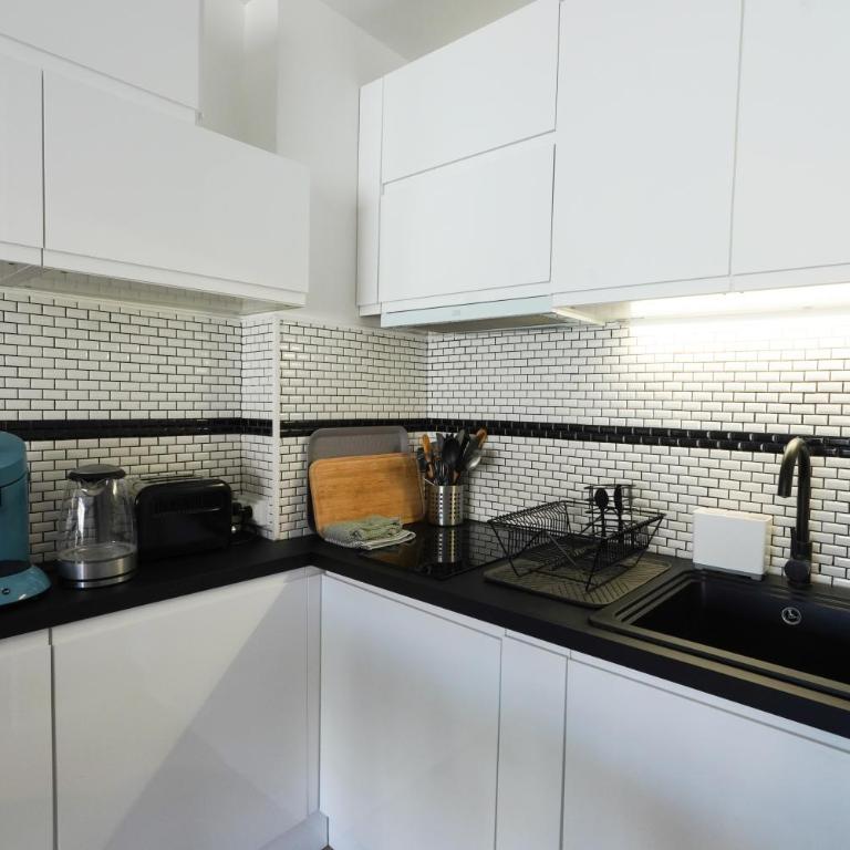 Studio entièrement rénové à deux pas des plages - Studio Apartment - 5
