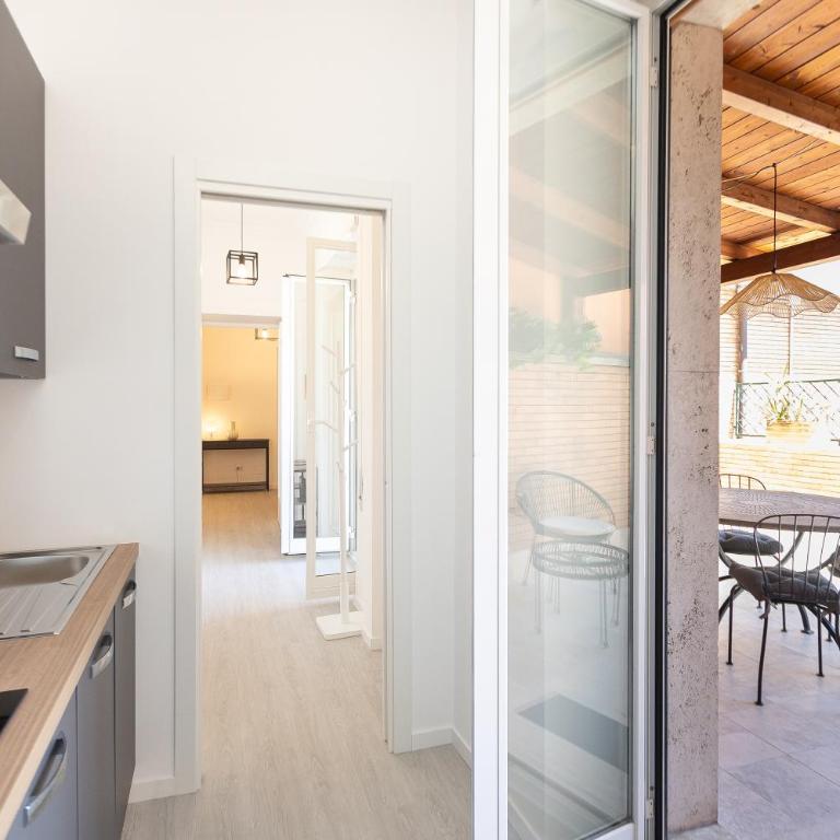 Constance Terrace Apartment by Rental in Rome - Apartment mit 2 Schlafzimmern - 30