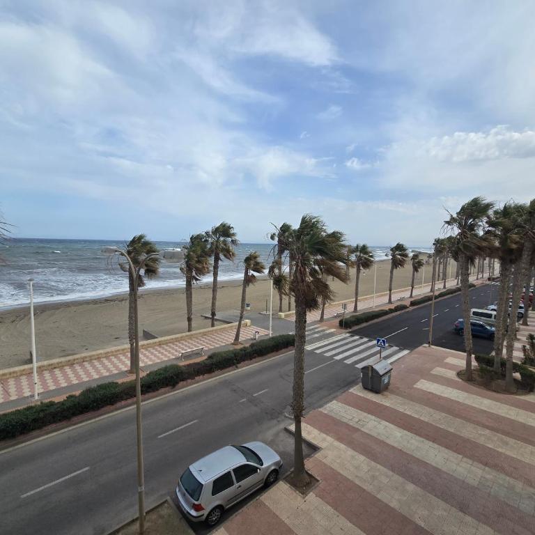 Las Lomas De Roquetas Beach - Two-Bedroom Apartment - 8