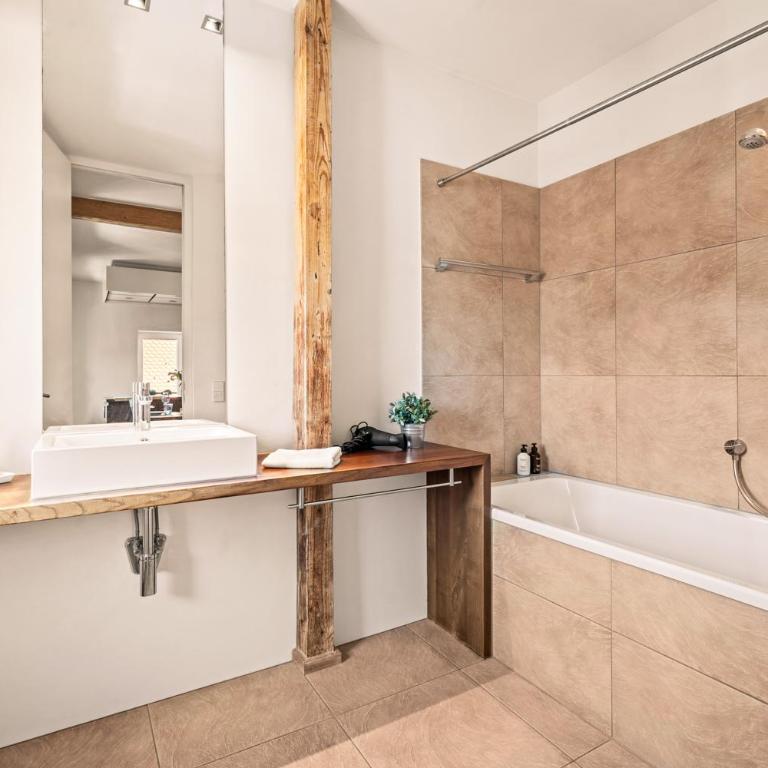 Ferienwohnung Insel-Loft - Maisonette auf der Insel, exklusiv mit Dachterrasse - Appartamento con Vista Lago - 8