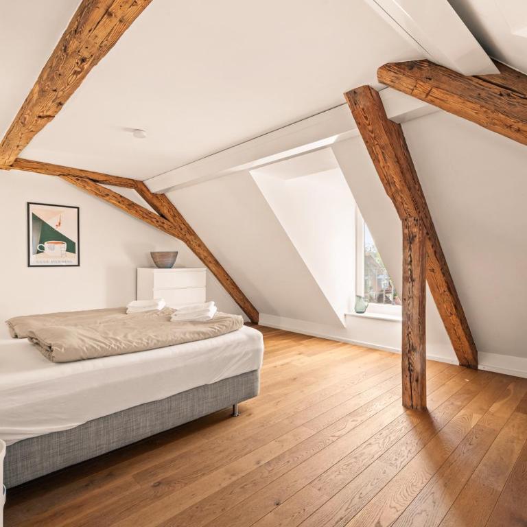 Ferienwohnung Insel-Loft - Maisonette auf der Insel, exklusiv mit Dachterrasse - Appartamento con Vista Lago - 12