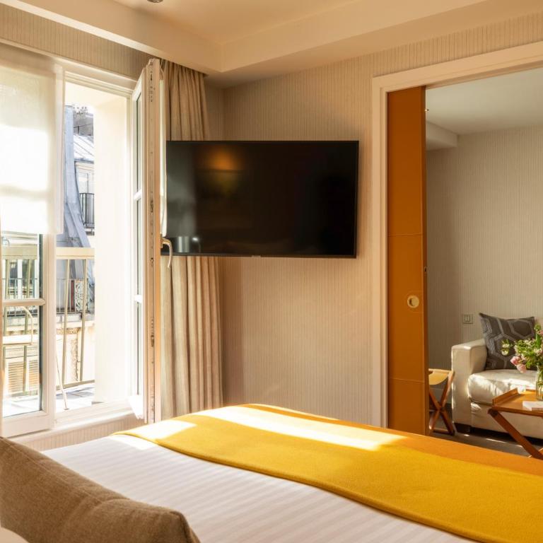 Hôtel Le Pradey - Suite avec Balcon - 10