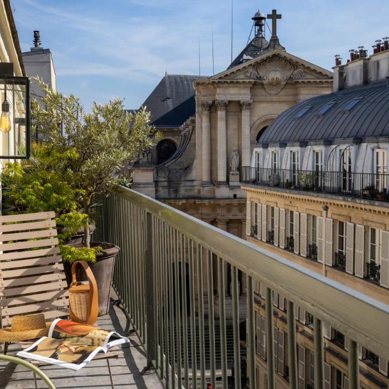 Hôtel Le Pradey - Suite avec Balcon - 6