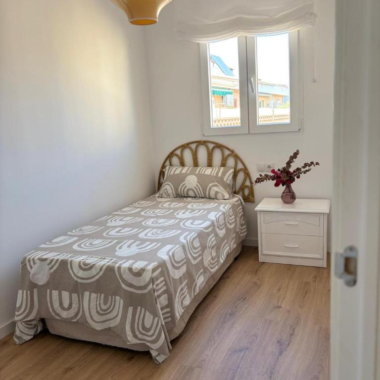 E N C A N T I S O L - Encanto y SOL a un paso del MAR con piscina - Three-Bedroom House - 5