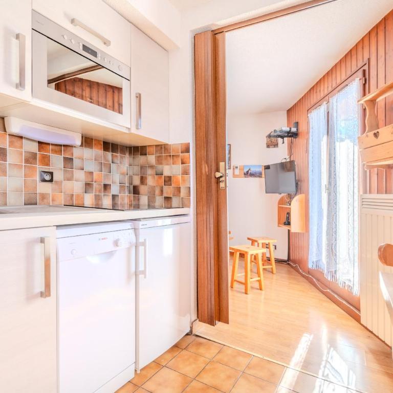 Alpage AGA4 VIEW & MOUNTAIN 4 Pers - Apartment with Balcony - 4