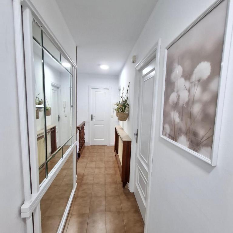 Casa con vistas al mar, campo y barbacoa - Five-Bedroom House - 52