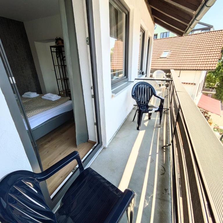 Ferienwohnungen Marcushof - Apartment mit 1 Schlafzimmer und Balkon - 6