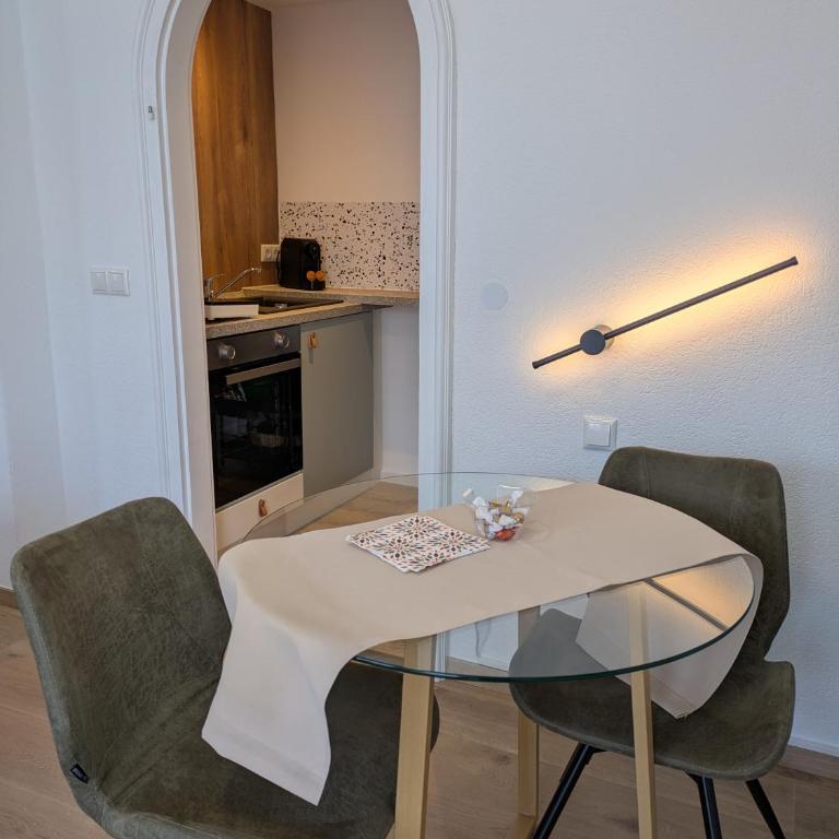 Ferienwohnungen Marcushof - Apartment mit 1 Schlafzimmer und Balkon - 3