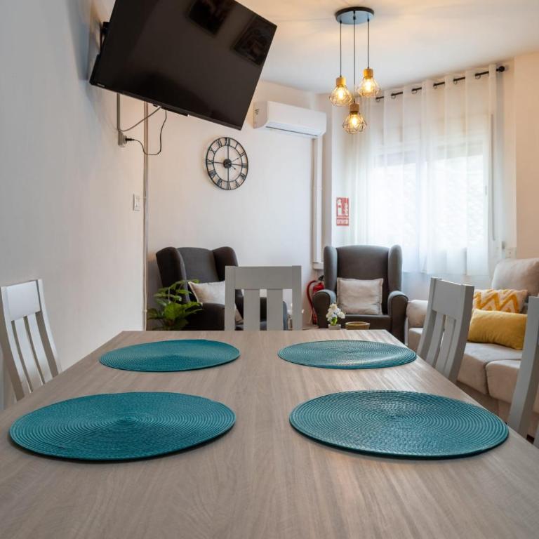 Alojamiento el Campanario - Apartamento Estándar de 3 dormitorios - 7