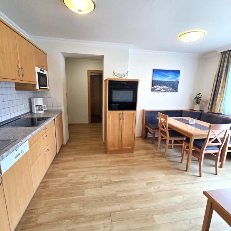 Landhaus Huber - Apartment mit 2 Schlafzimmern - 8