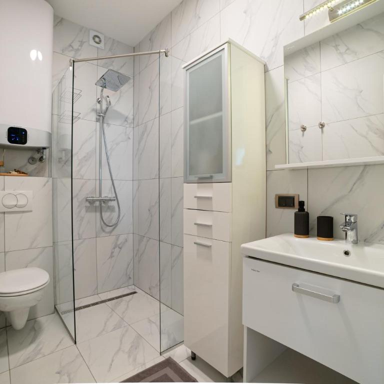 The Royal Summer & Spa - Deluxe One-Bedroom Apartment with Ocean View - 9