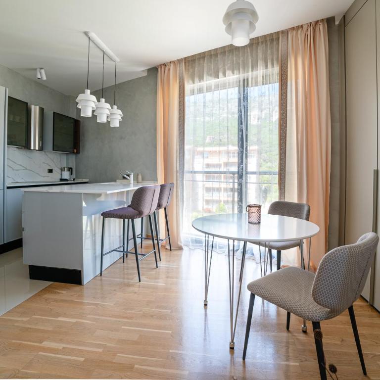 The Royal Summer & Spa - Deluxe One-Bedroom Apartment with Ocean View - 11