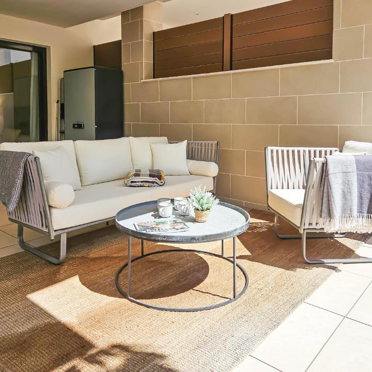 Two bedroom apartment in Jardiana Lotus in La Cala de Mijas - Two-Bedroom Apartment with Terrace - 3