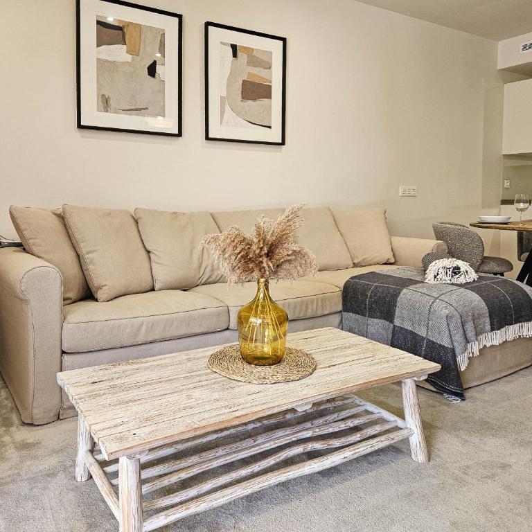 Two bedroom apartment in Jardiana Lotus in La Cala de Mijas - Two-Bedroom Apartment with Terrace - 5