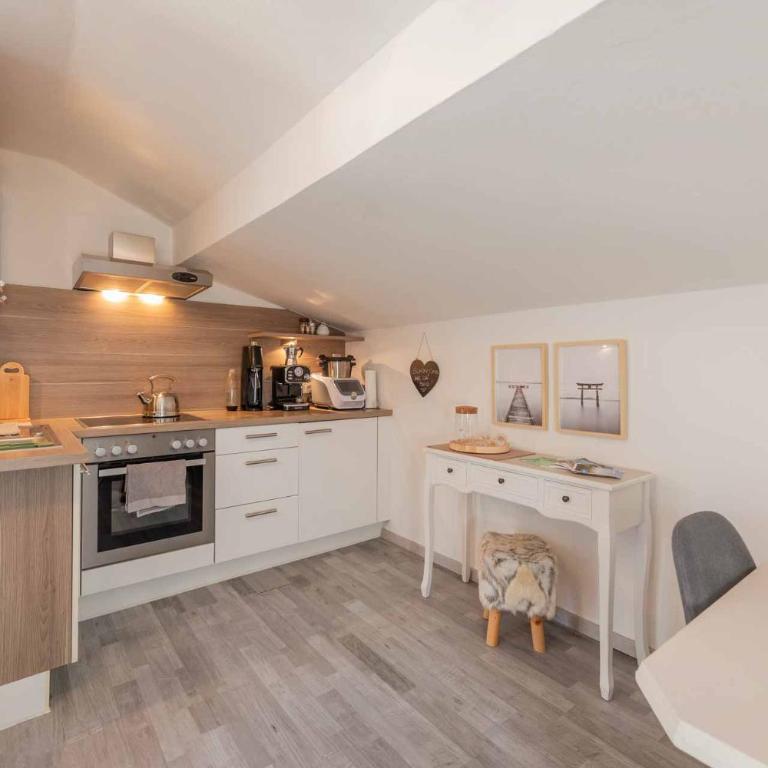 Stubainest Schmidt Ferienwohnung - Apartment mit 1 Schlafzimmer - 2